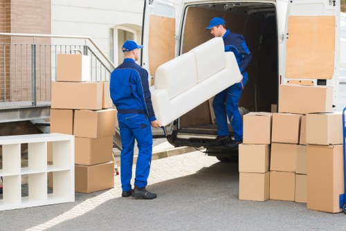 Customer complaint procedure illustration for a moving service