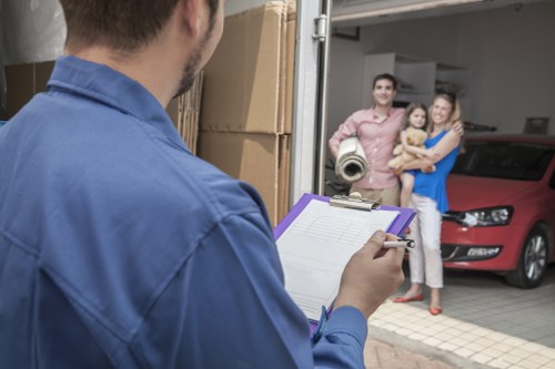 Reliable man with van Bermondsey service for home and office moves