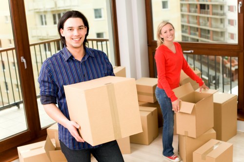 Transparent Bermondsey moving prices for local customers